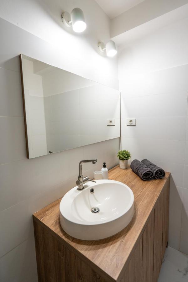 Cozy Design Apartament In Magheru Βουκουρέστι Εξωτερικό φωτογραφία