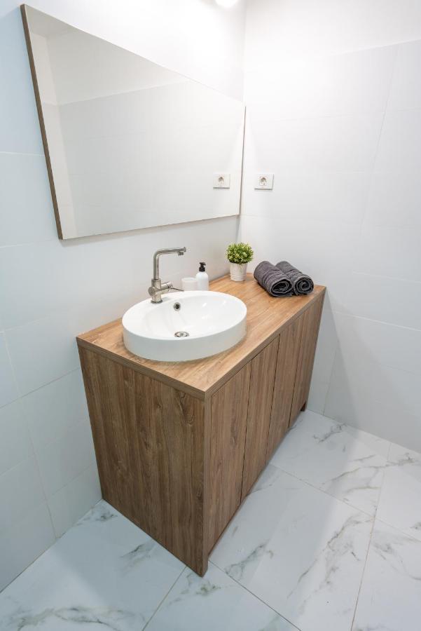 Cozy Design Apartament In Magheru Βουκουρέστι Εξωτερικό φωτογραφία